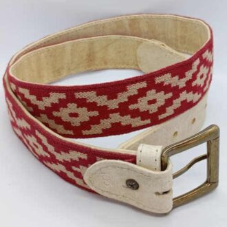 Cinturón Guarda Pampa reversible rojo.